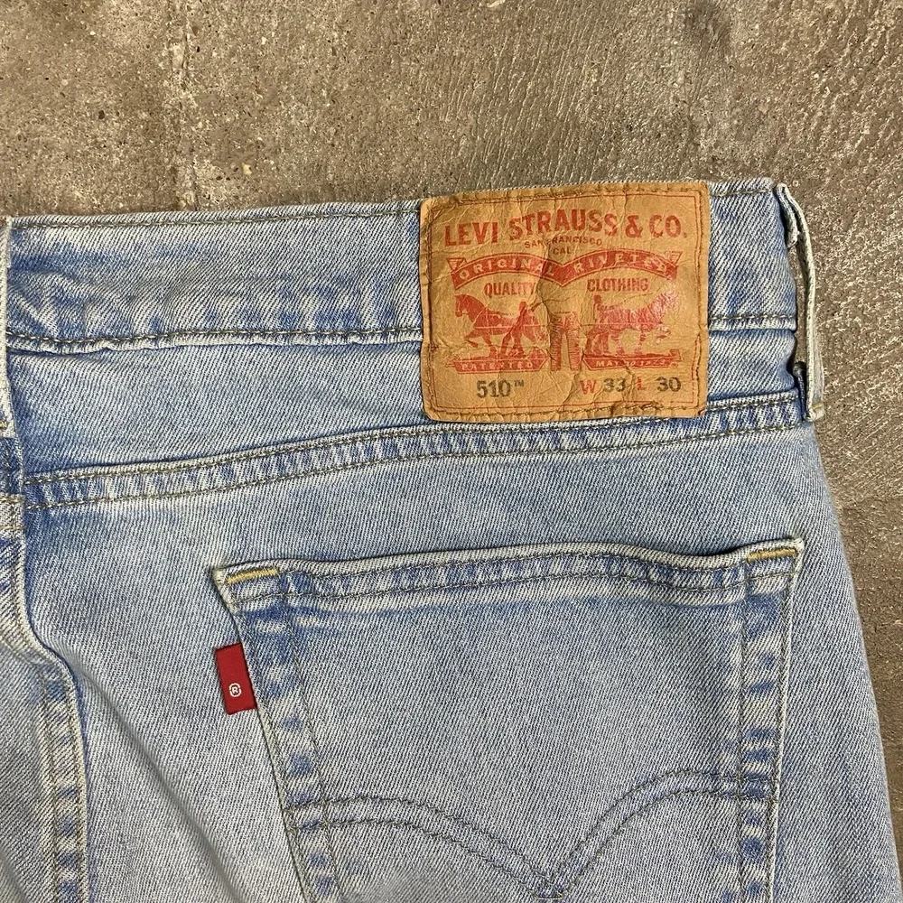 Levi's 510 Jeans Size 33x30 Blue Denim Light Wash Skinny Slim Fit Casual